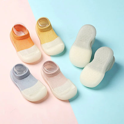 Premières chaussures pour bébé