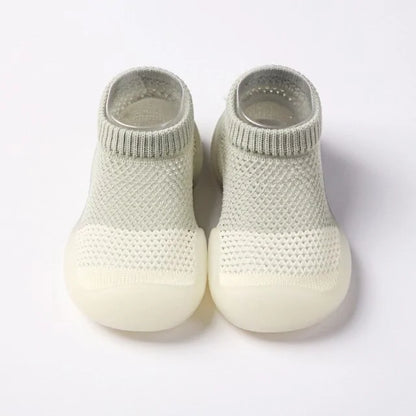 Premières chaussures pour bébé