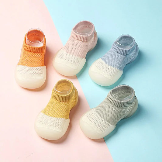 Premières chaussures pour bébé