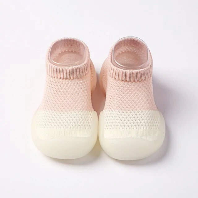 Premières chaussures pour bébé